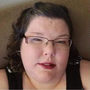 Meet your Posher, Stacy